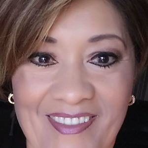 Meet your Posher, Leticia
